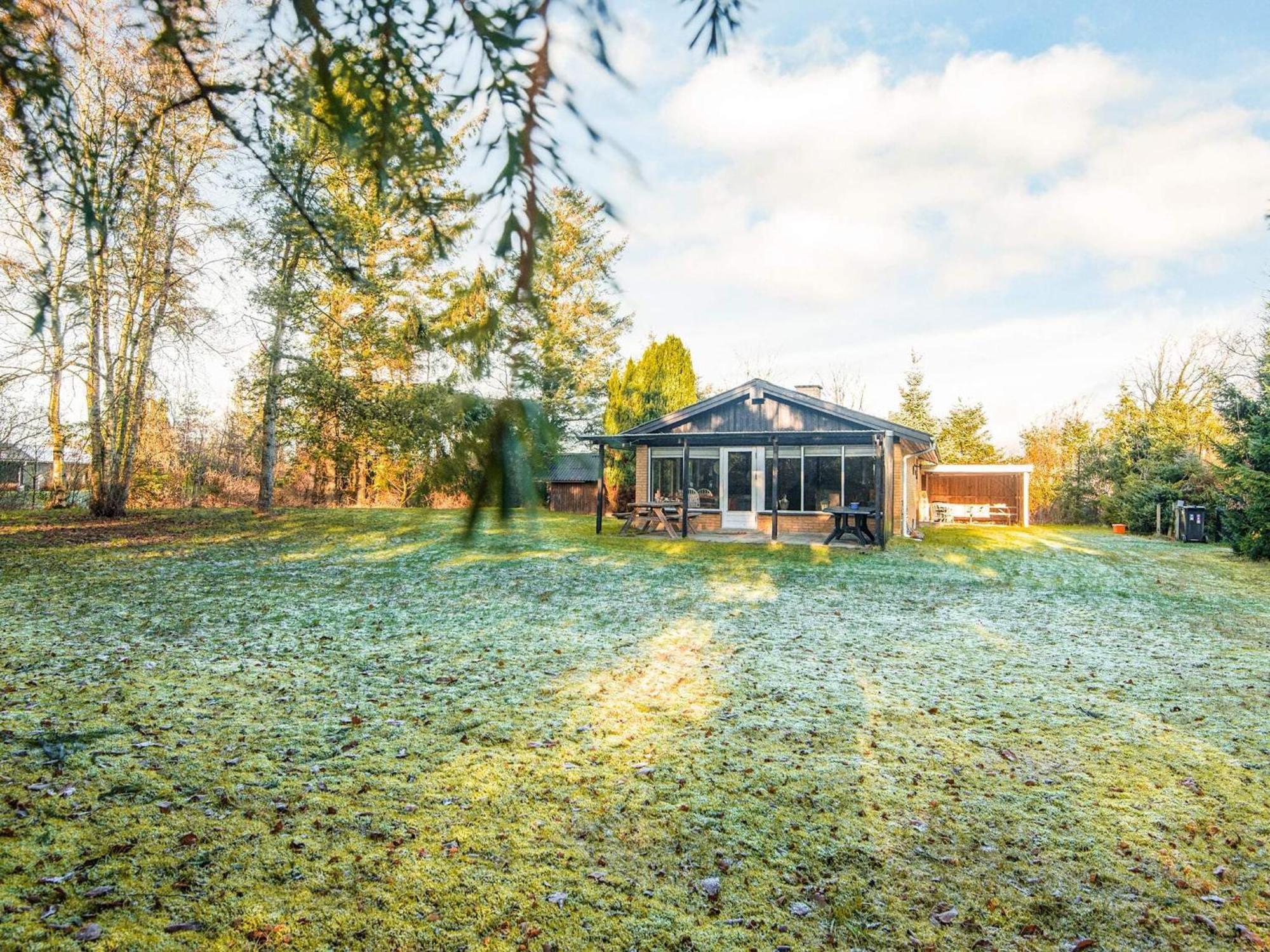 2 Person Holiday Home In Tarm Fjerbæk Eksteriør billede